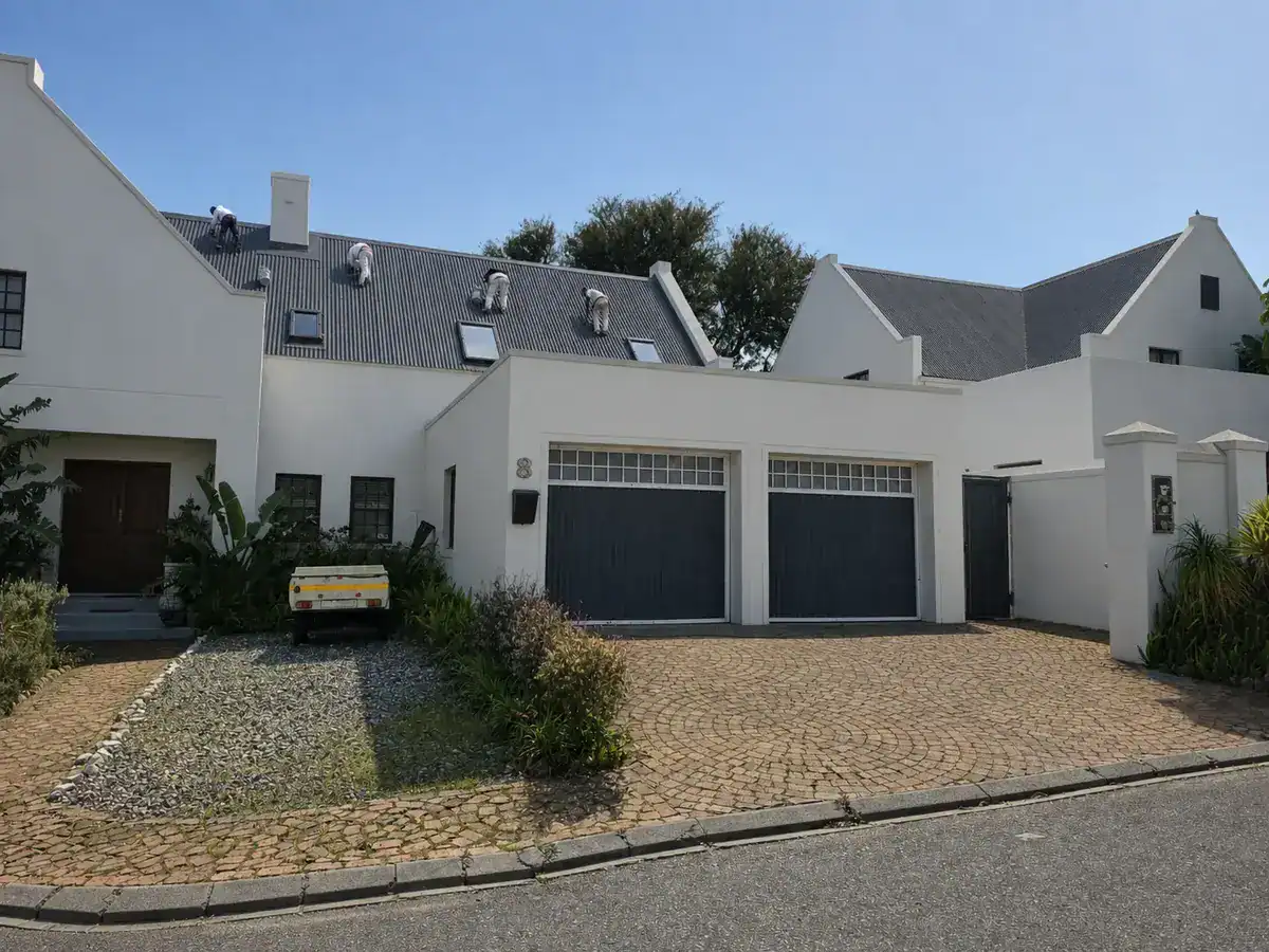 Corrugated roof painting in progress at a Lemoenkloof home in Paarl