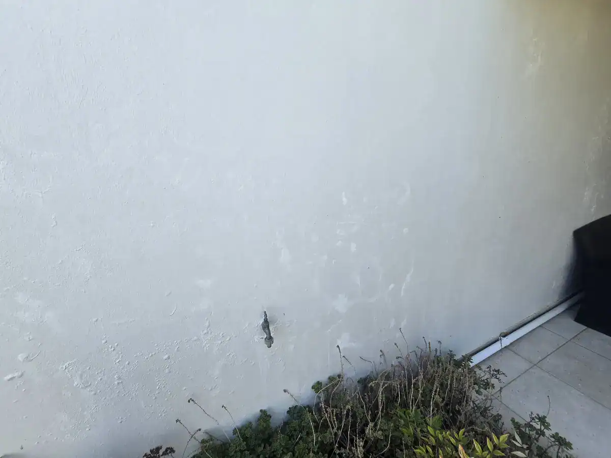 Bubbling and deteriorated exterior paint before repairs at Rozendal Farm Stellenbosch